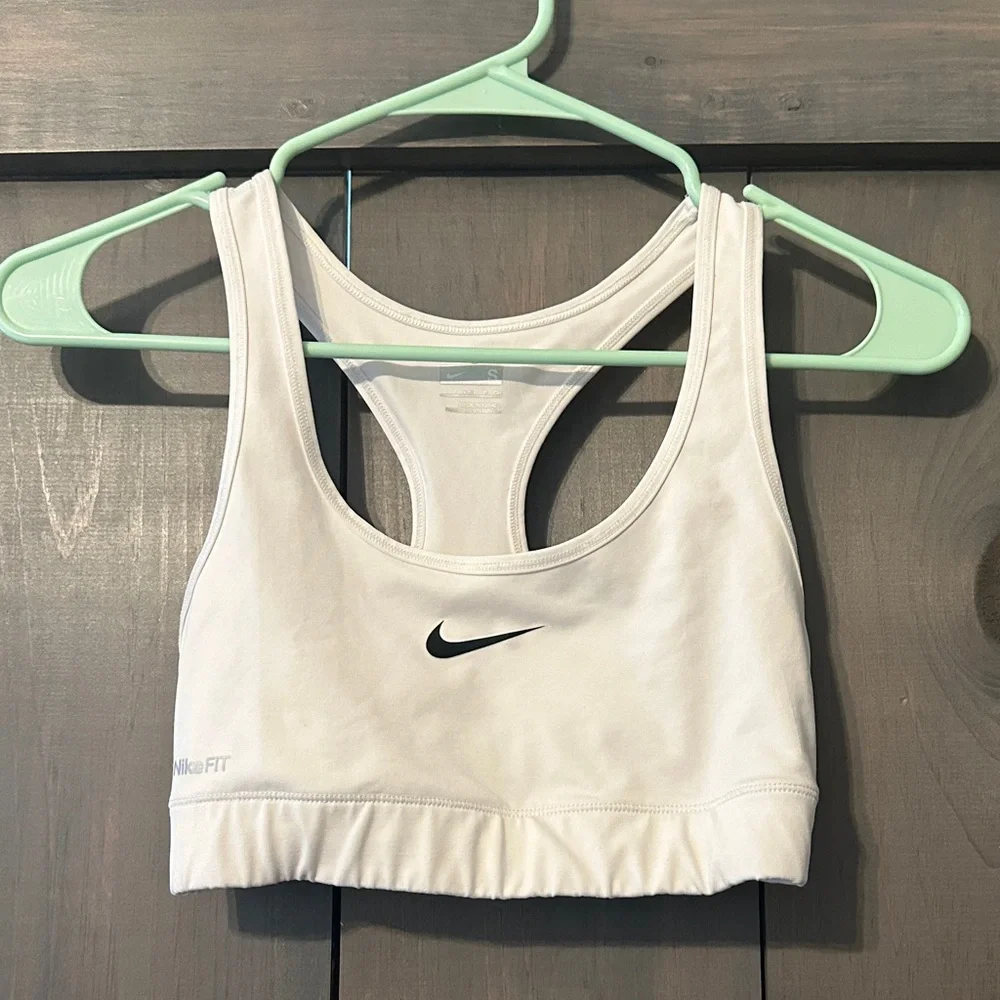 Nike Women's White Sports Bra - Picture 1 of 6